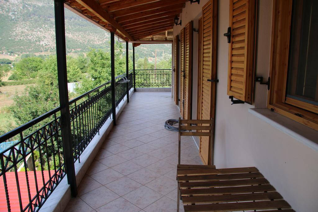 Cave Apartments Ιωάννινα Δωμάτιο φωτογραφία