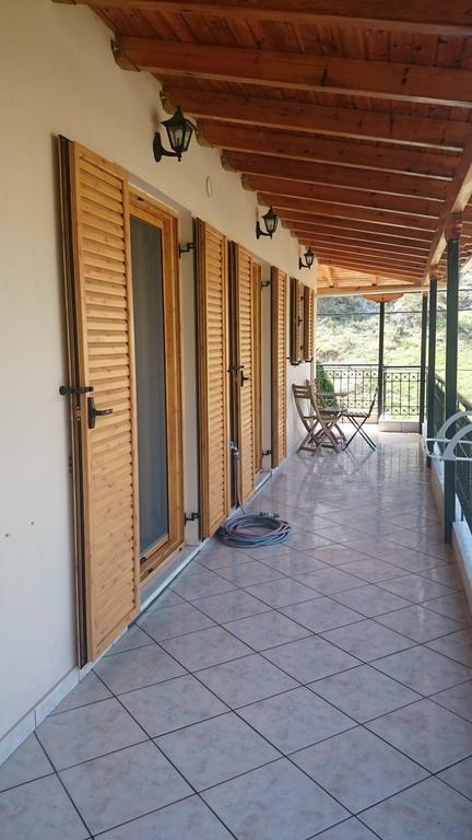 Cave Apartments Ιωάννινα Δωμάτιο φωτογραφία